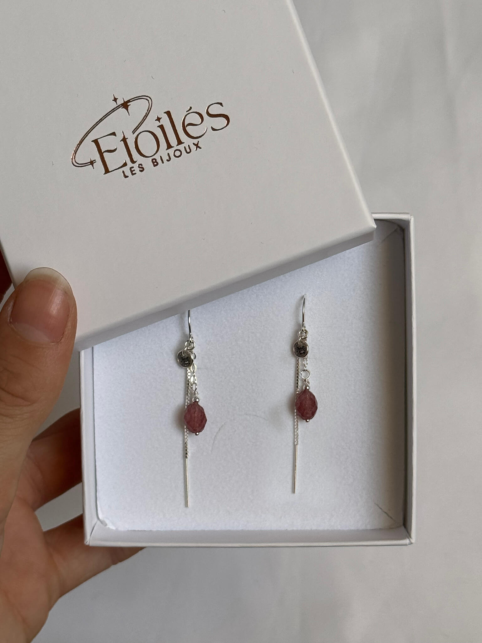 Boucles d'oreilles souvenir Orion en argent 925 fait main - bijou souvenir poils de chien chat crins de cheval cendres animales - Les Bijoux Étoilés