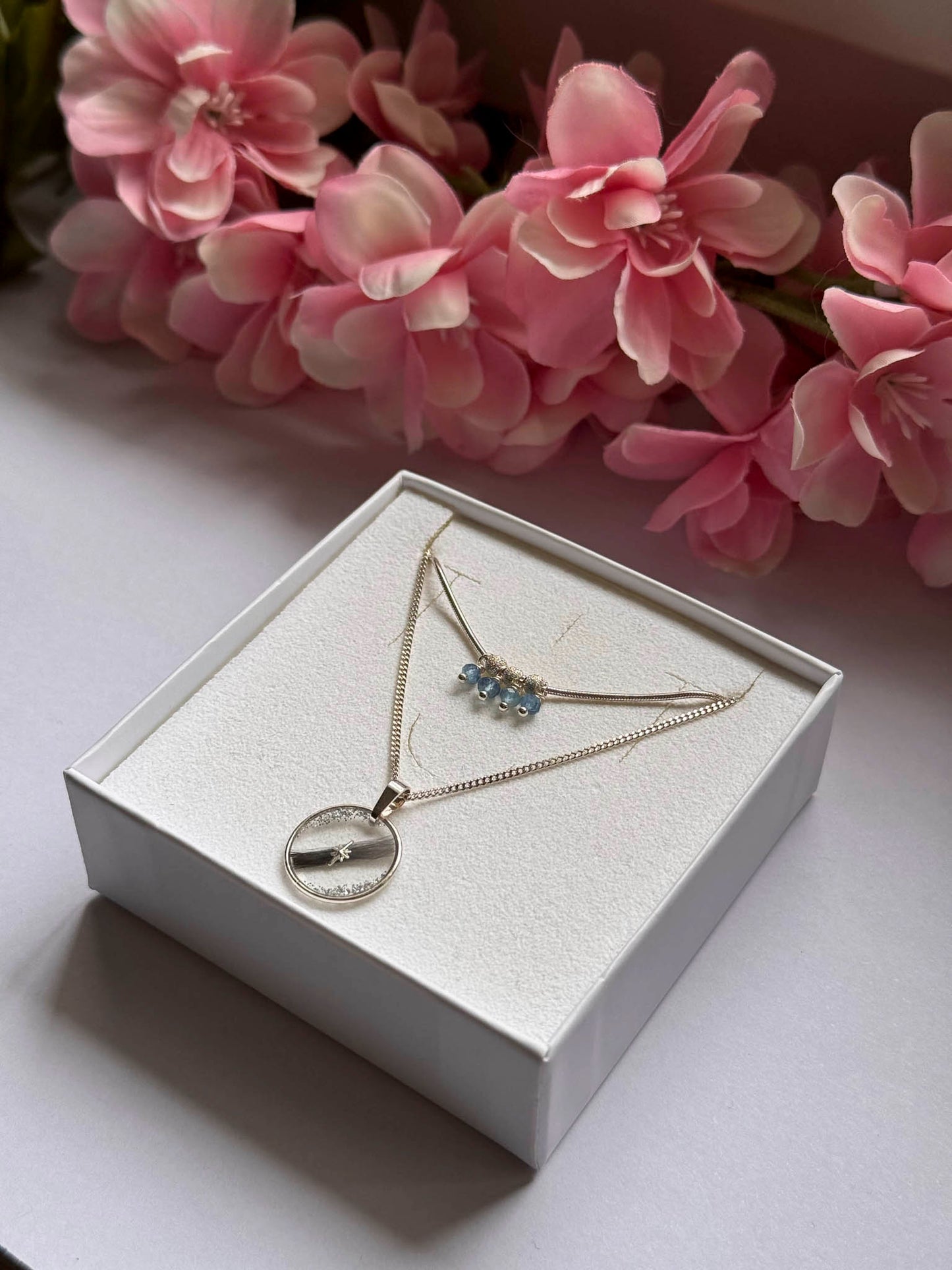 Collier souvenir Voie Lactée argent 925 perles bleues - bijou souvenir personnalisé animal - Les Bijoux Étoilés